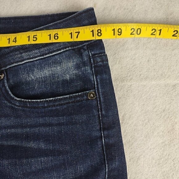 Liz Claiborne City Women's Cotton Blend Straight Leg Blue Jeans Size 12 - Picture 6 of 11